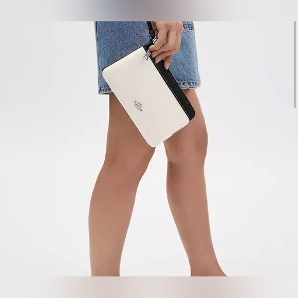 Coach - Double Zip Wallet in Blocked Signature Canvas (Chalk/Indigo) — NEW - Picture 3 of 5